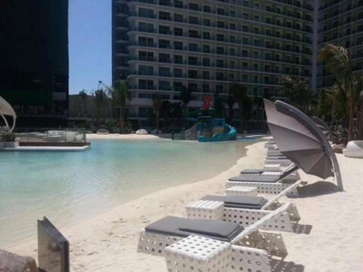Azure Urban Resort Residences Манила Экстерьер фото